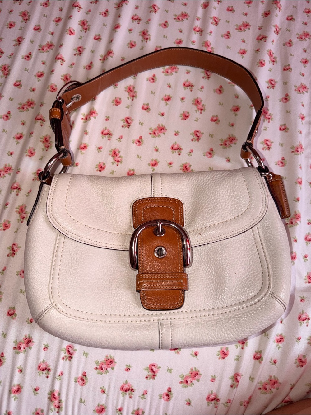 Vintage Y2K Leather Coach Shoulder Bag